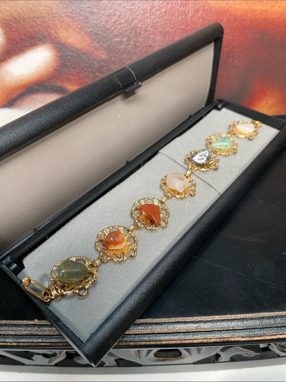 🍇 Lovely Bracelet  “Ancient Elegance” Style 
Semi-precious Stones
